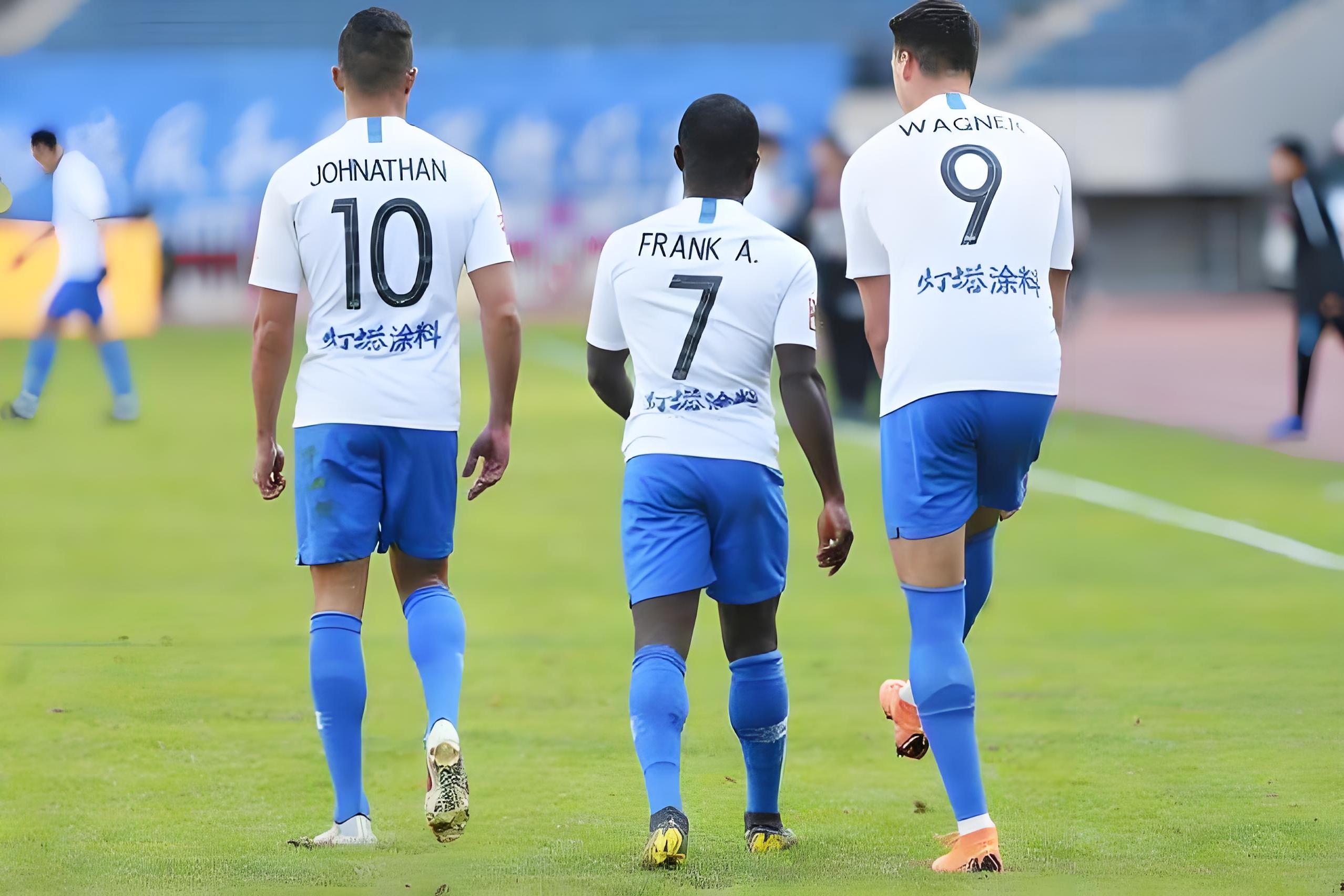 比赛风云再起！豪门对决令球迷心宁不安的简单介绍