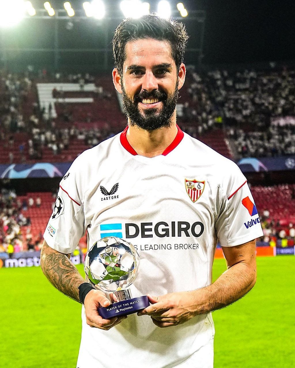 塞维利亚客场大胜，提前锁定三分